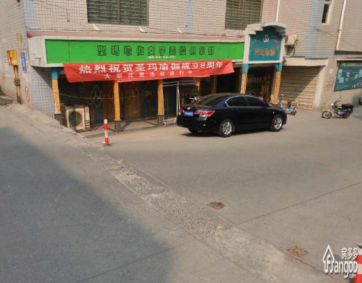 辉龙花园小区图片