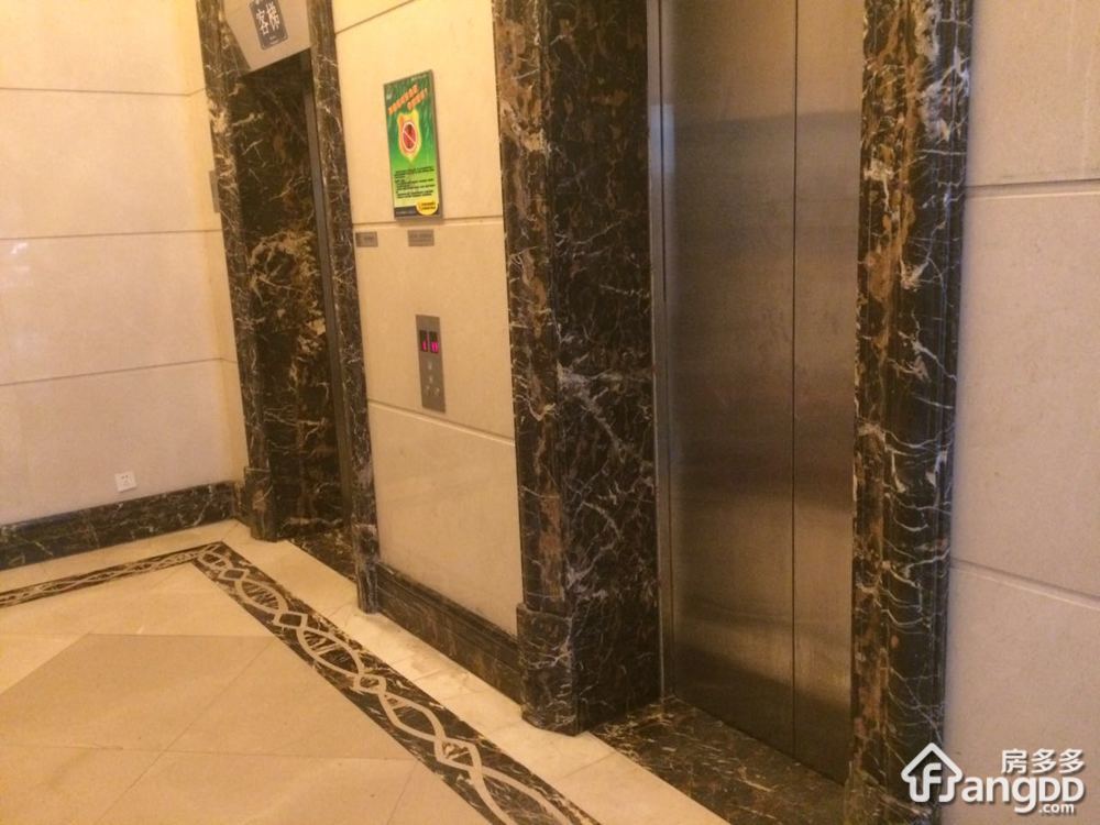 依云水岸一期小区图片