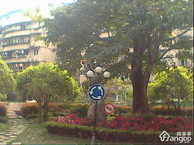 华房苑小区图片