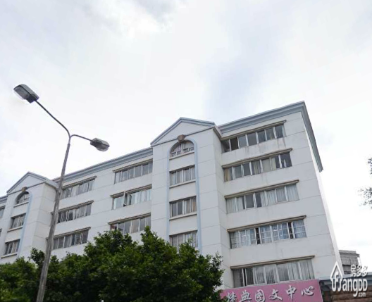 工行宿舍小区图片