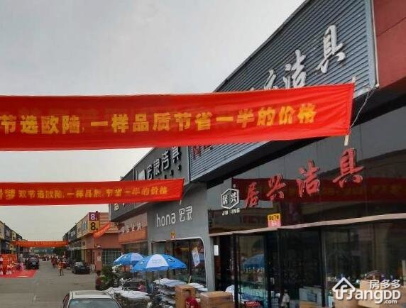 绿地格兰德小区图片