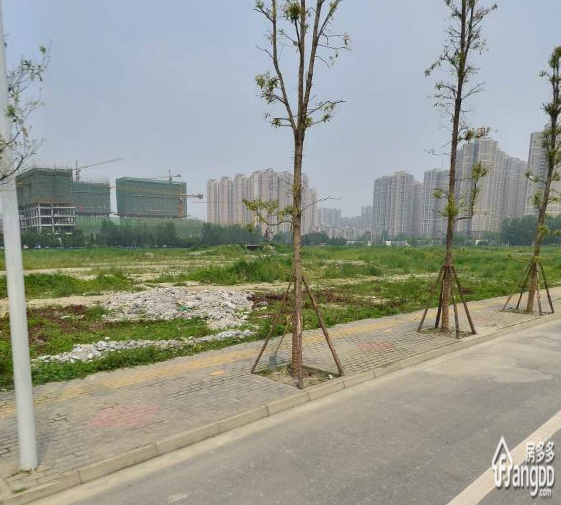 龙光君悦华庭一期小区图片