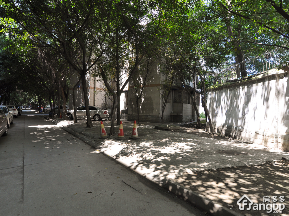 西华家园小区图片