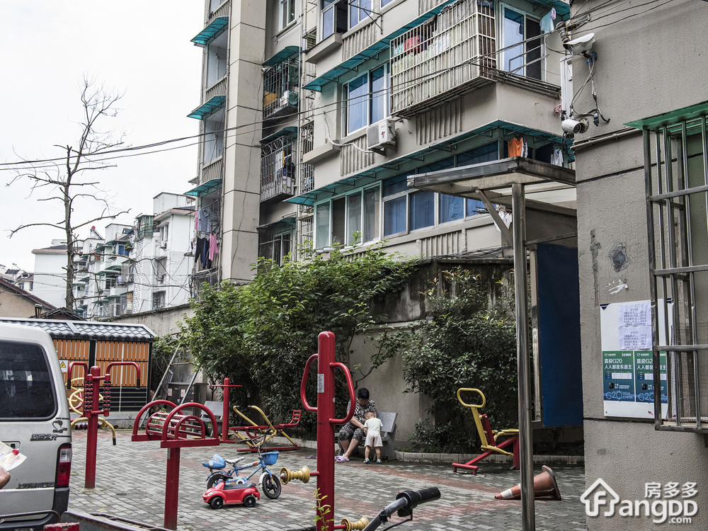 杭州莫邪塘南村有多少车位-房市头条