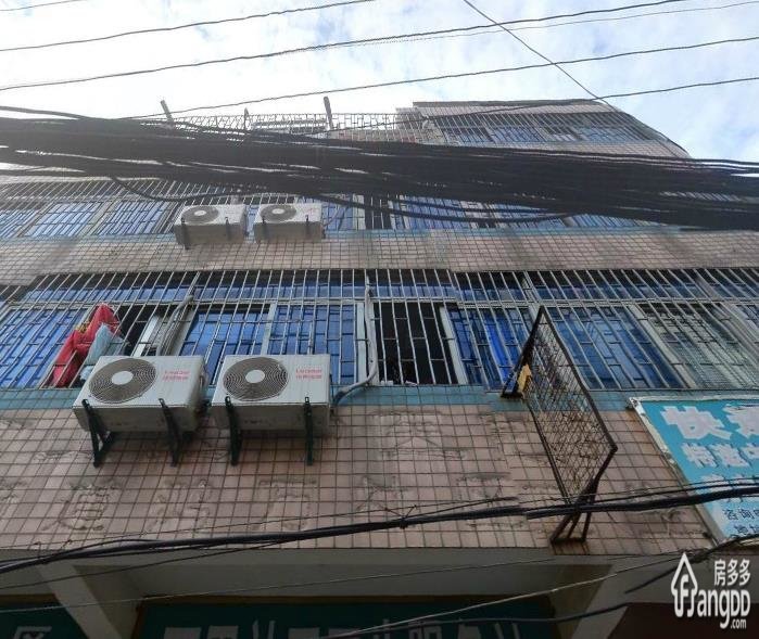 万里小区小区图片