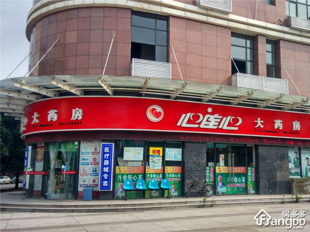 名流世家小区图片