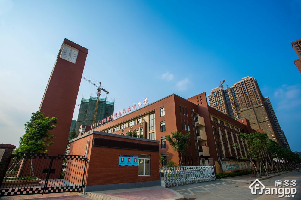 万科金色城市聆江苑小区图片