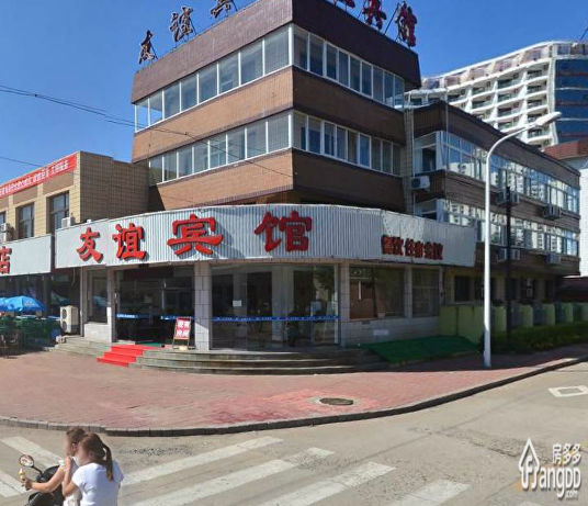 红色公寓小区图片