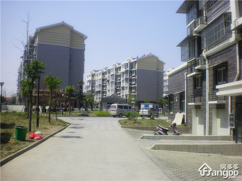 书香华庭小区图片