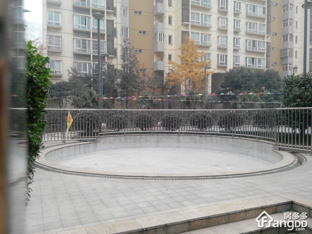 卓锦城四期小区图片