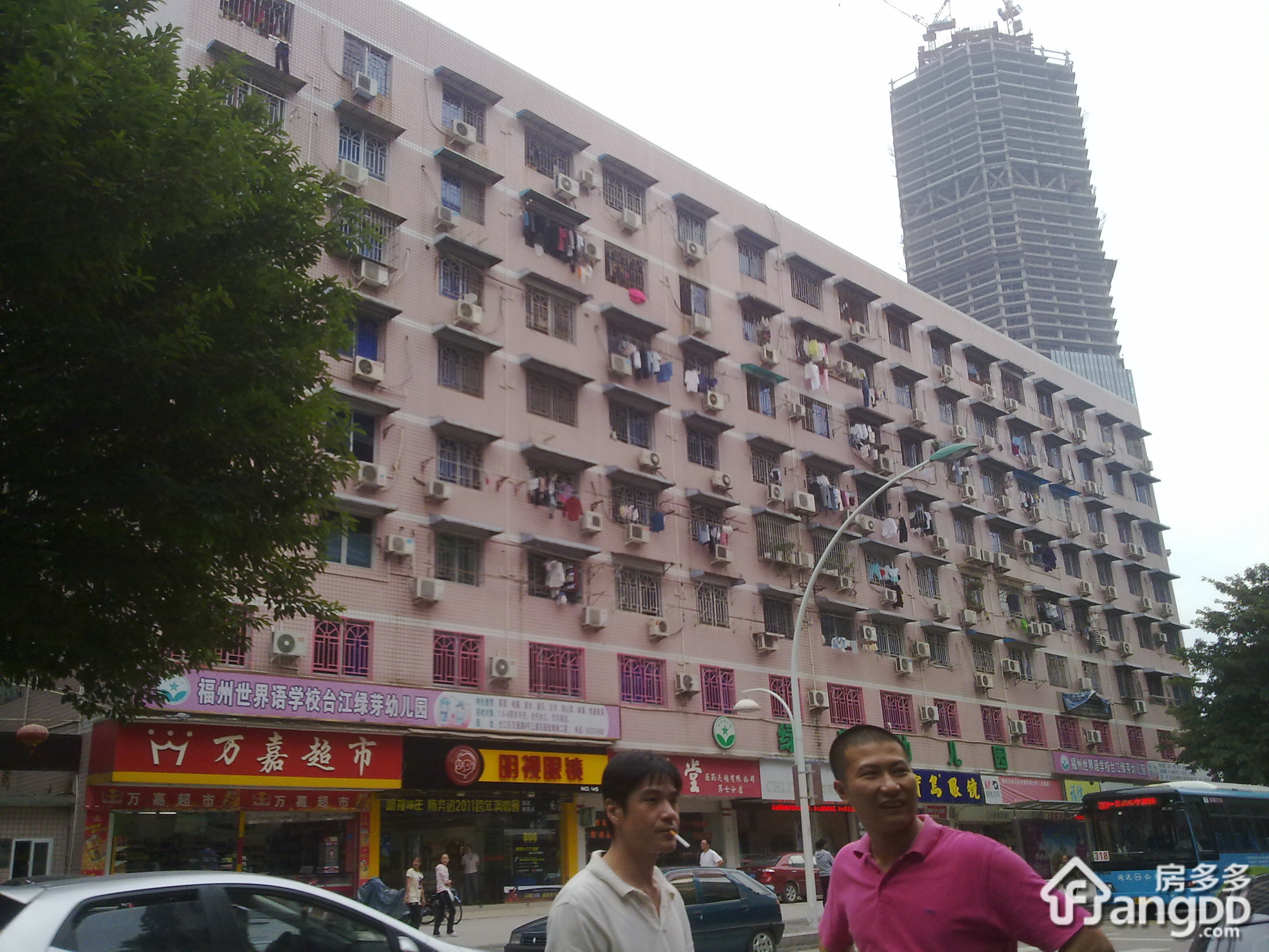 三源花园小区图片
