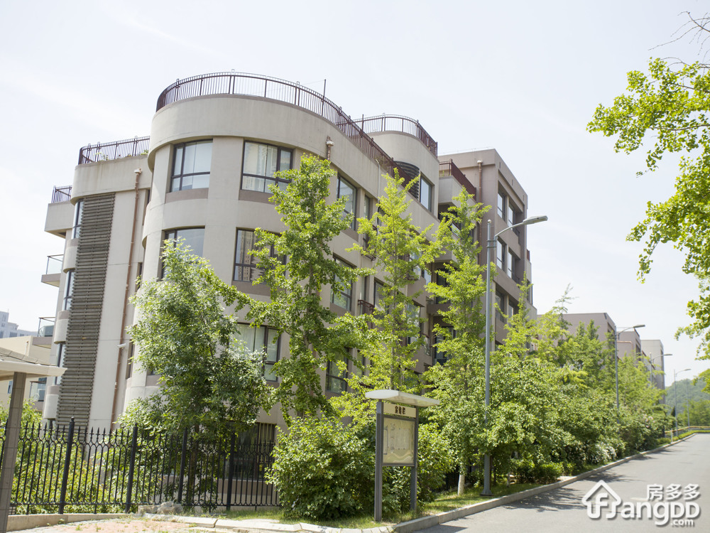 半山嘉苑小区图片