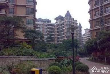翠逸庭苑小区图片