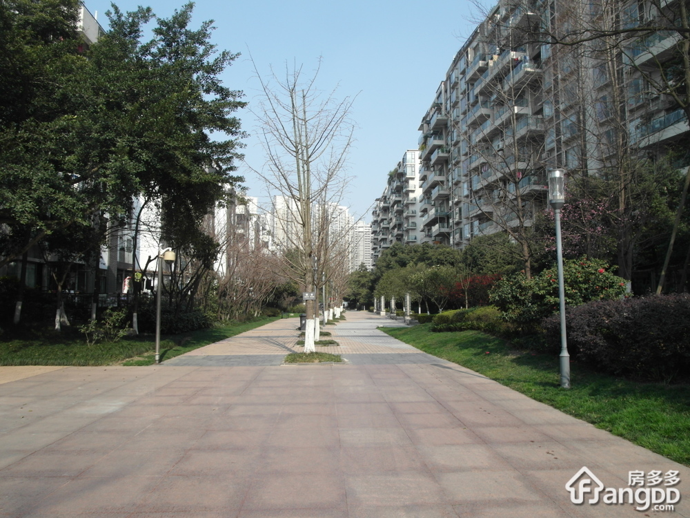 翡翠城一期小区图片