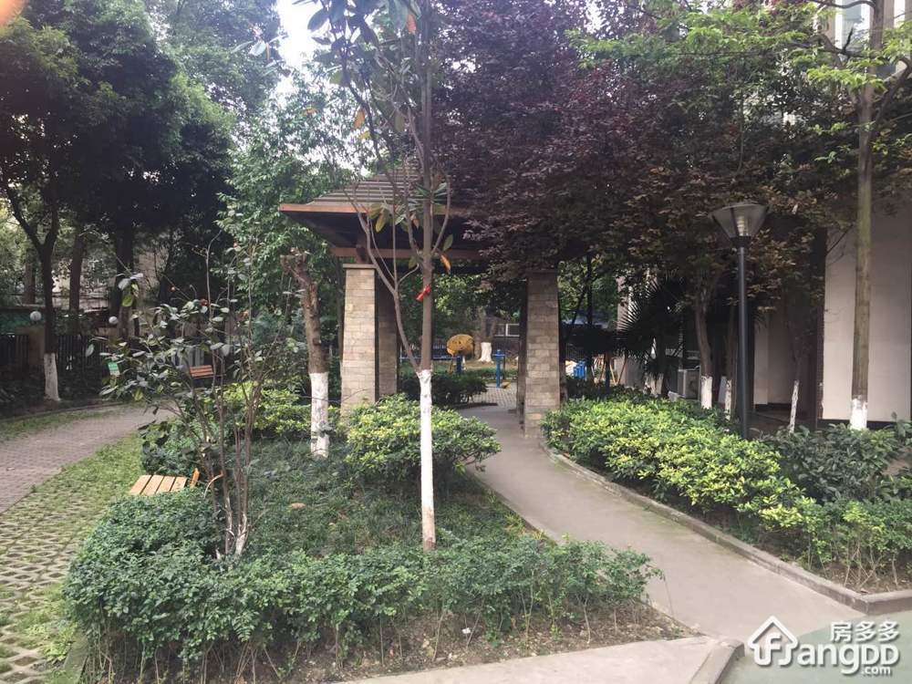 绿野天城小区图片