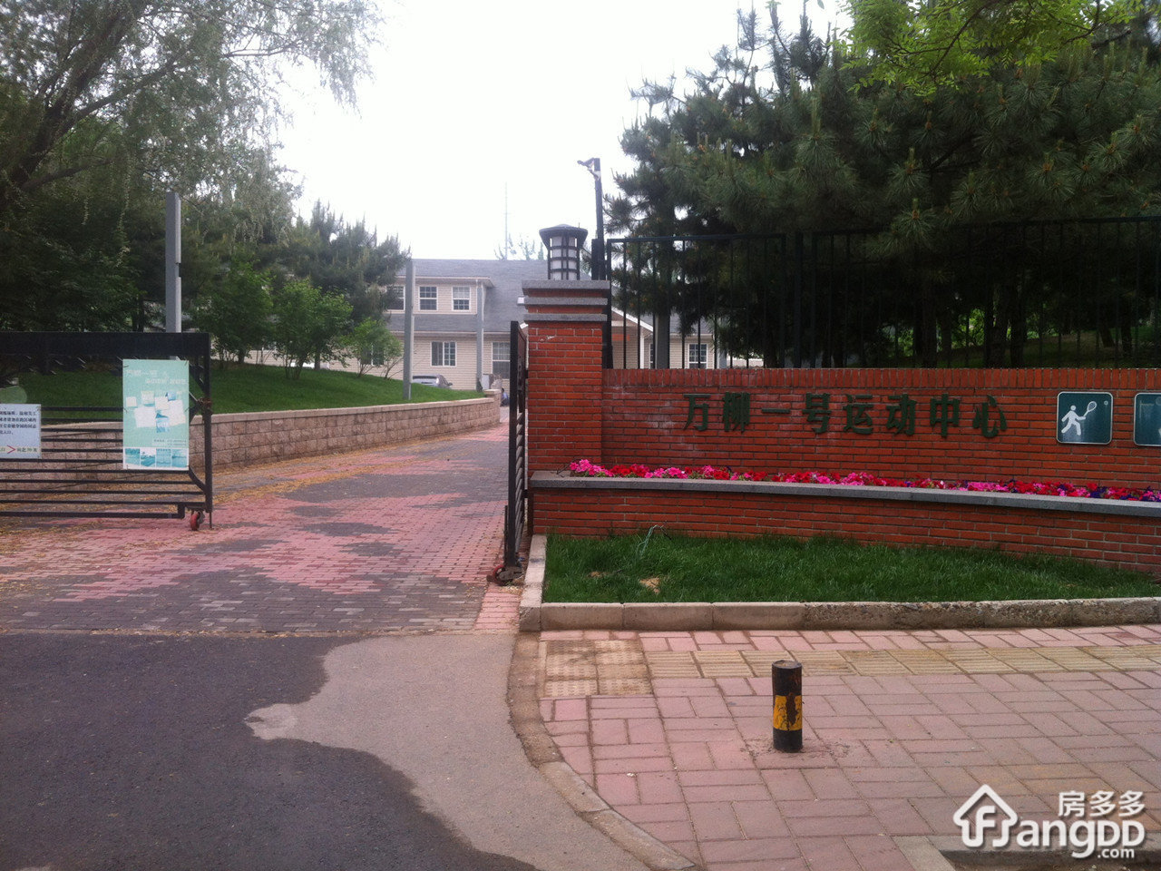 康桥水郡小区图片