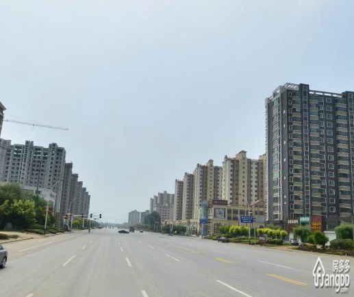格林春天小区图片