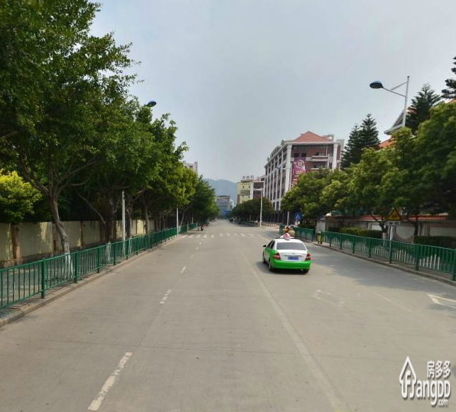 西湖花园小区图片