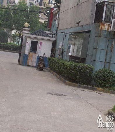 狮龙花苑小区图片