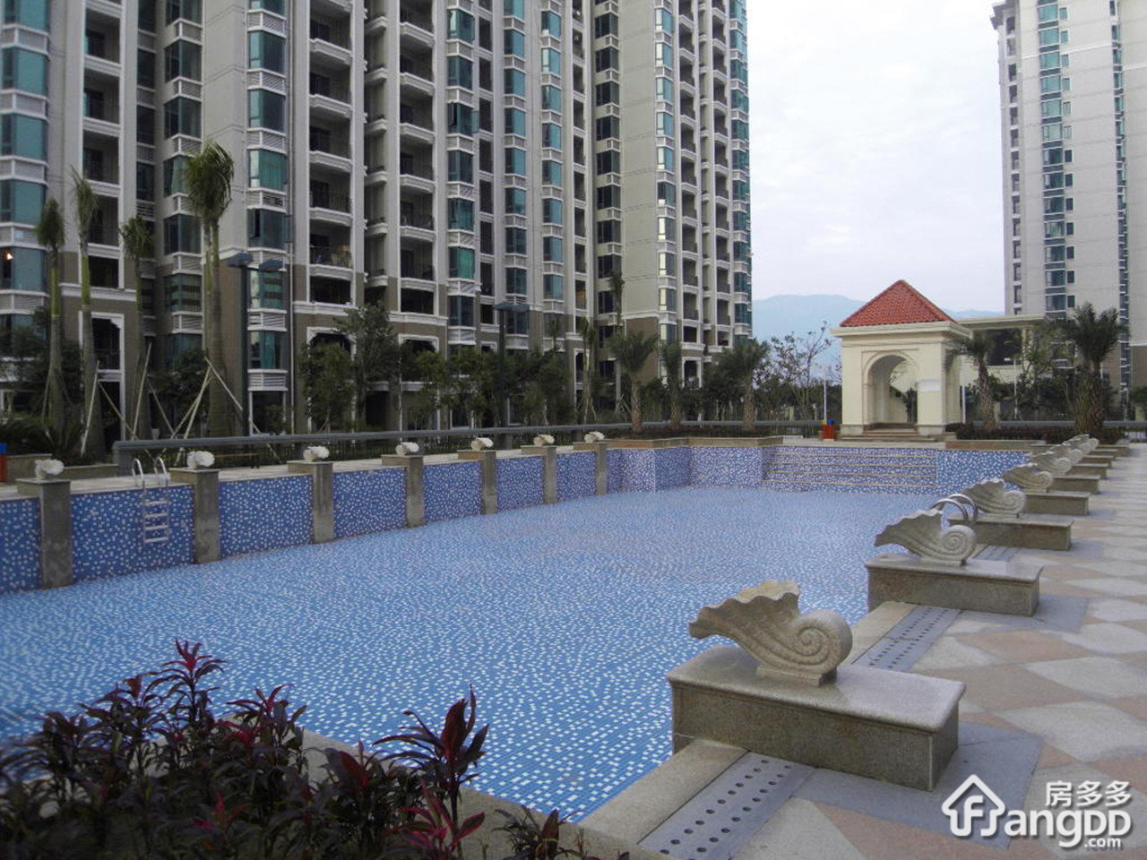 东方名城小区图片