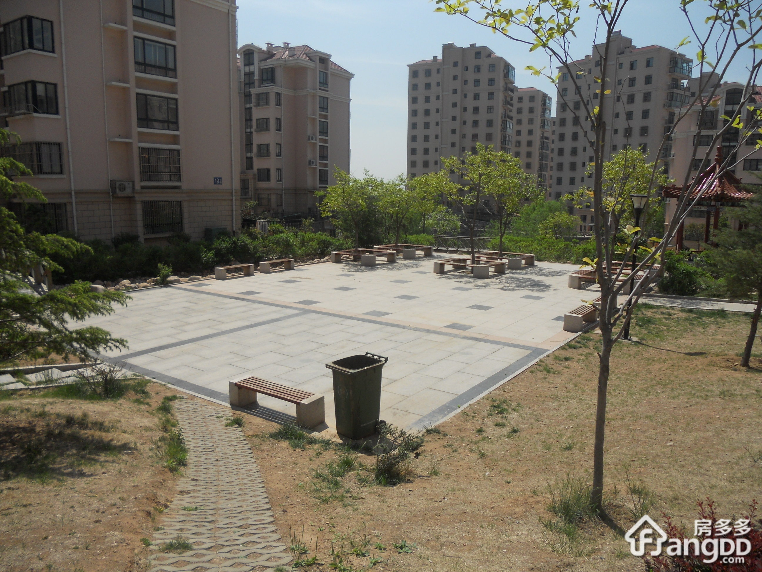 石湾新苑小区图片