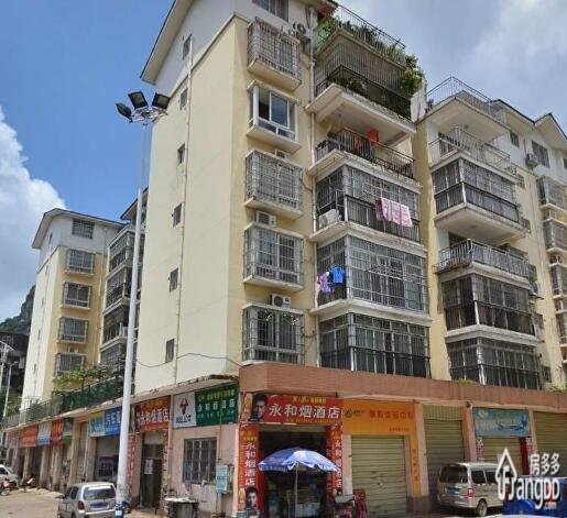 天鹅湖图片