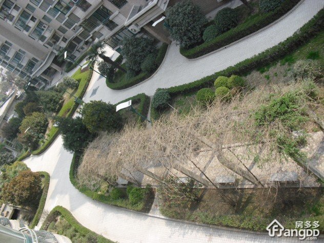 名仕花园小区图片