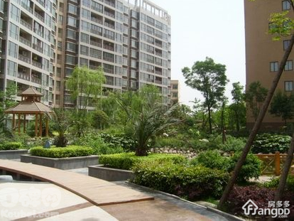 爱西华庭小区图片