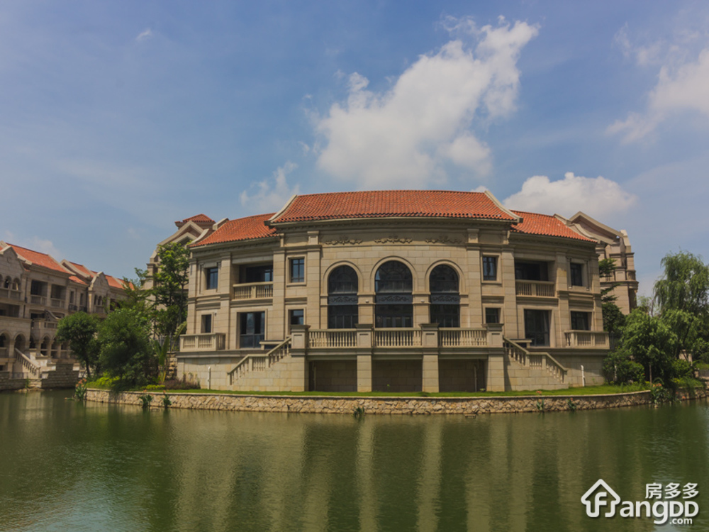 水晶湖郡B区小区图片