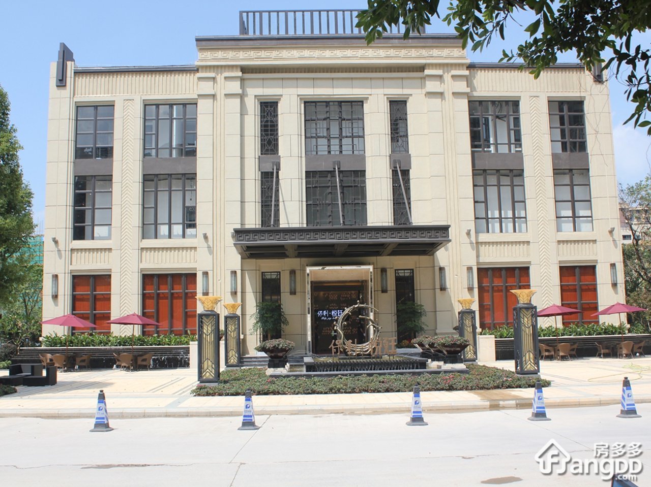 保利悦廷小区图片