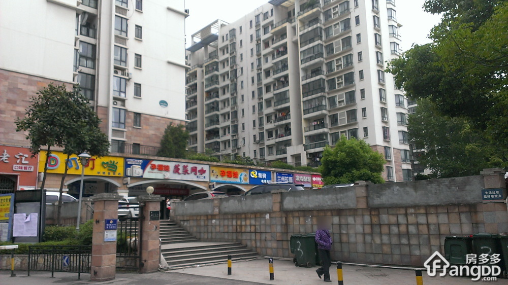 保利花园小区图片