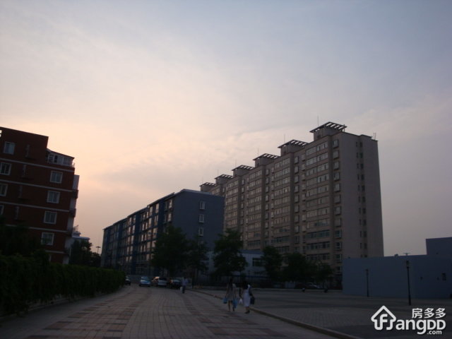 金色阳光花园小区图片