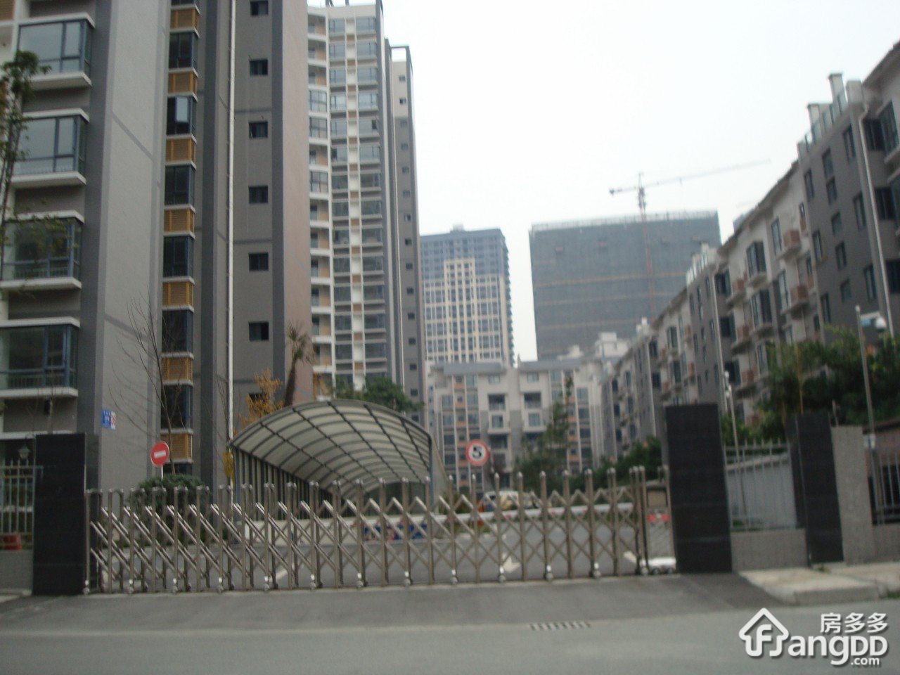 锦绣水岸小区图片