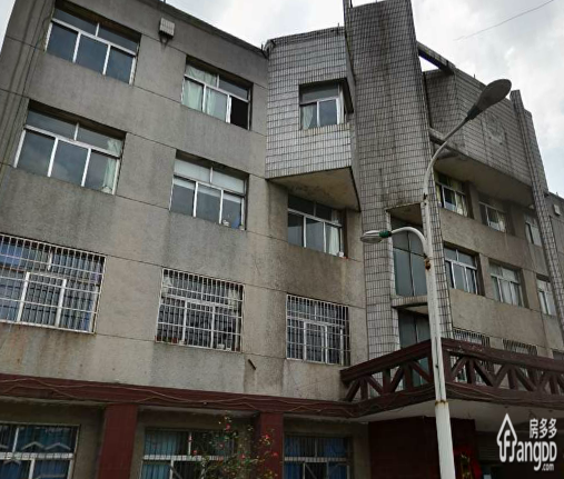 贵铝商住楼小区图片