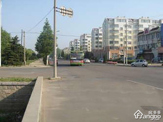 世纪绿洲小区图片