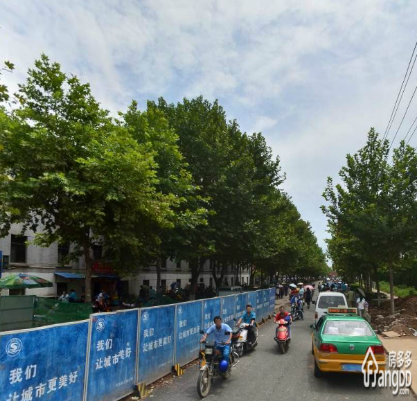 姜谭秦川机床集团图片