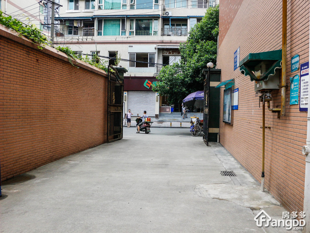明波花园小区图片