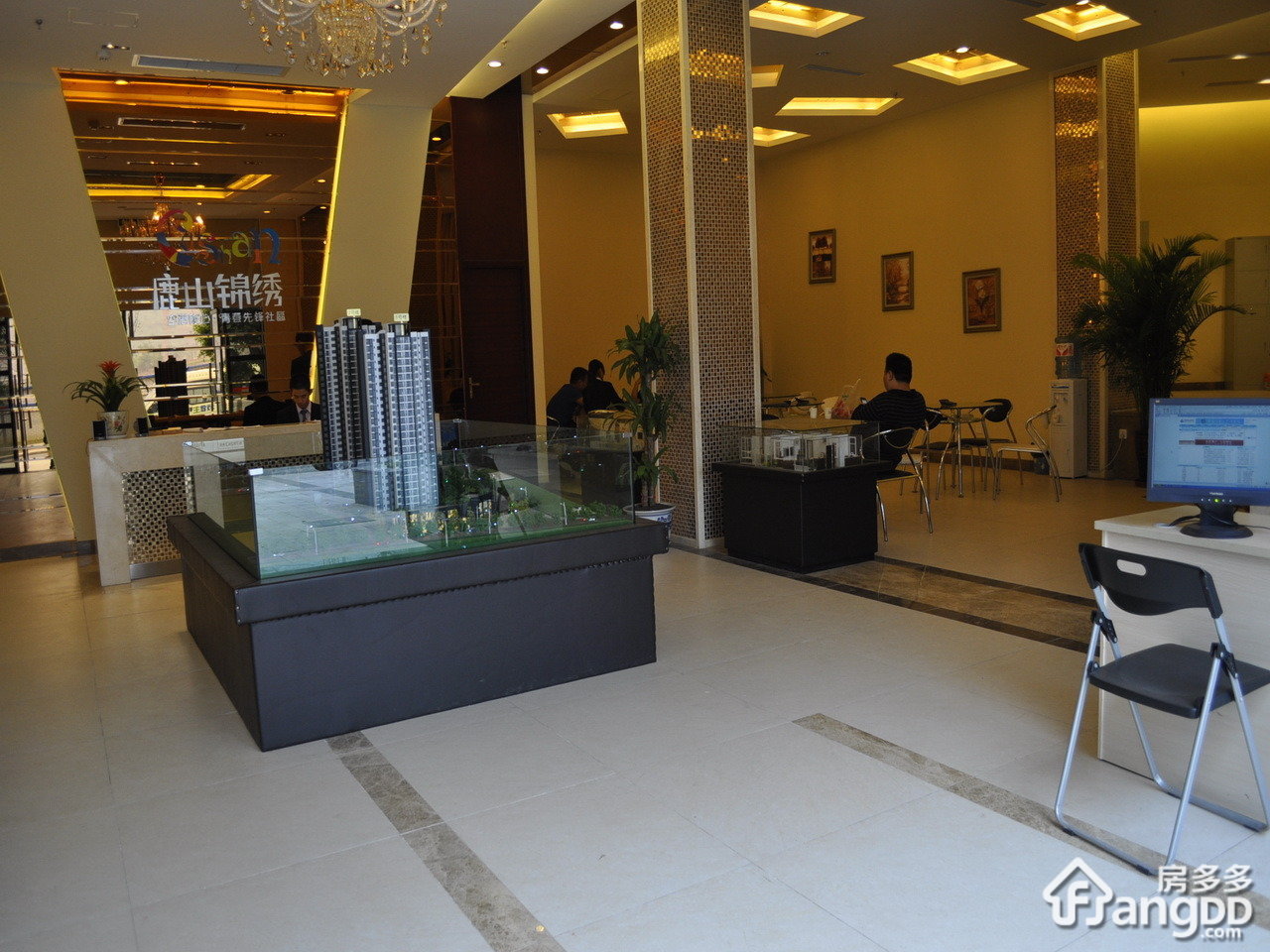 鹿山锦绣小区图片