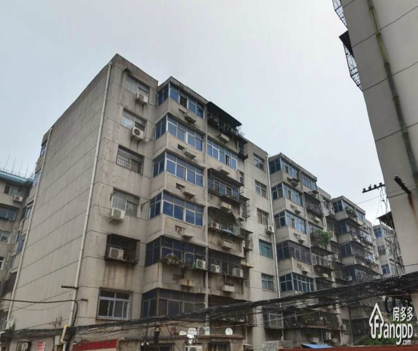 五彩小区小区图片