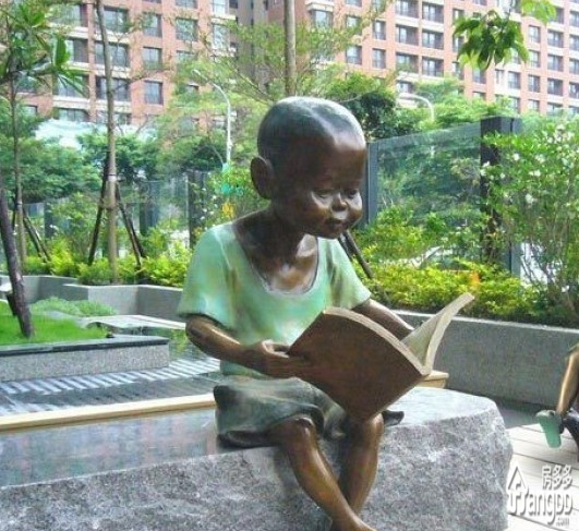 月光诚品小区图片