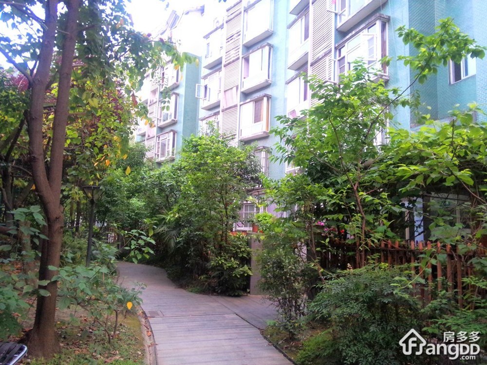 恋日家园G区小区图片