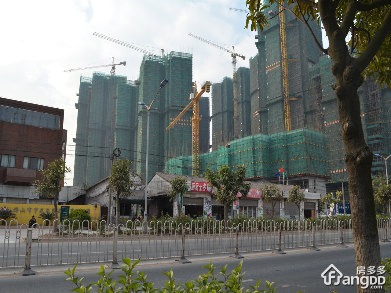 保利东湖林语小区图片
