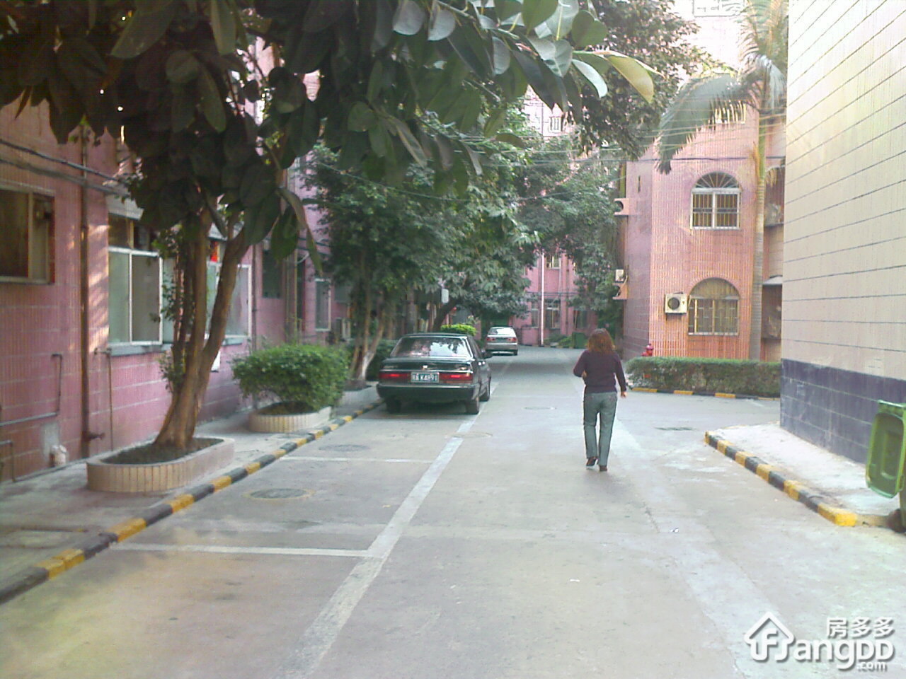 33区商住楼小区图片