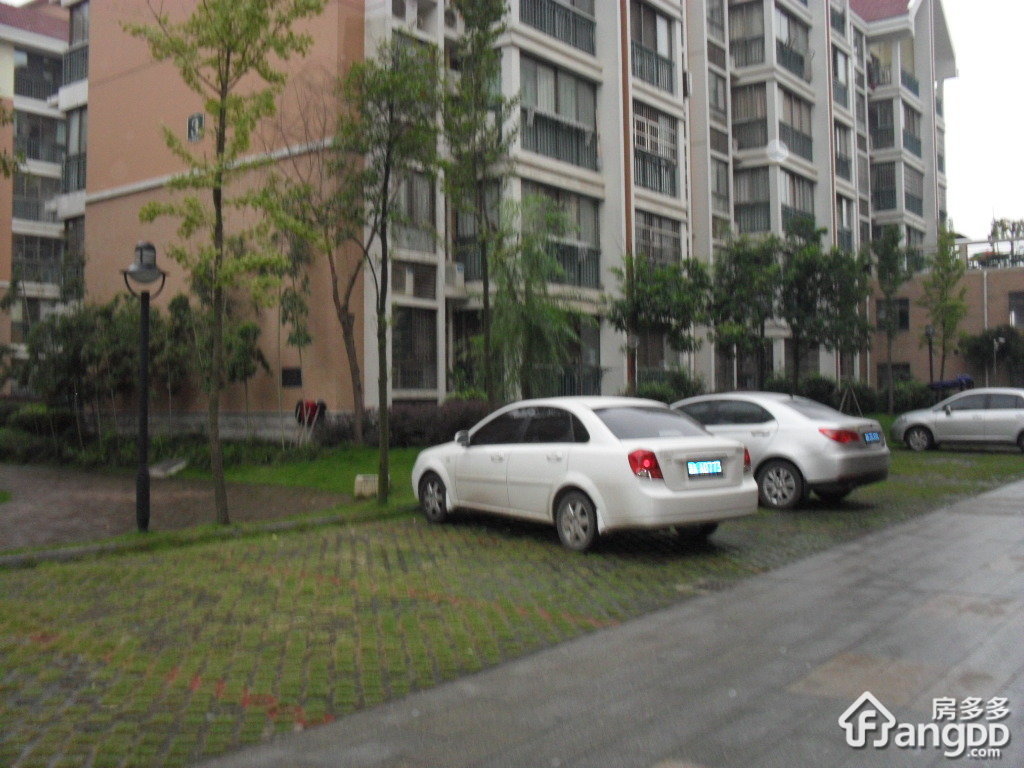 怡荷园小区图片