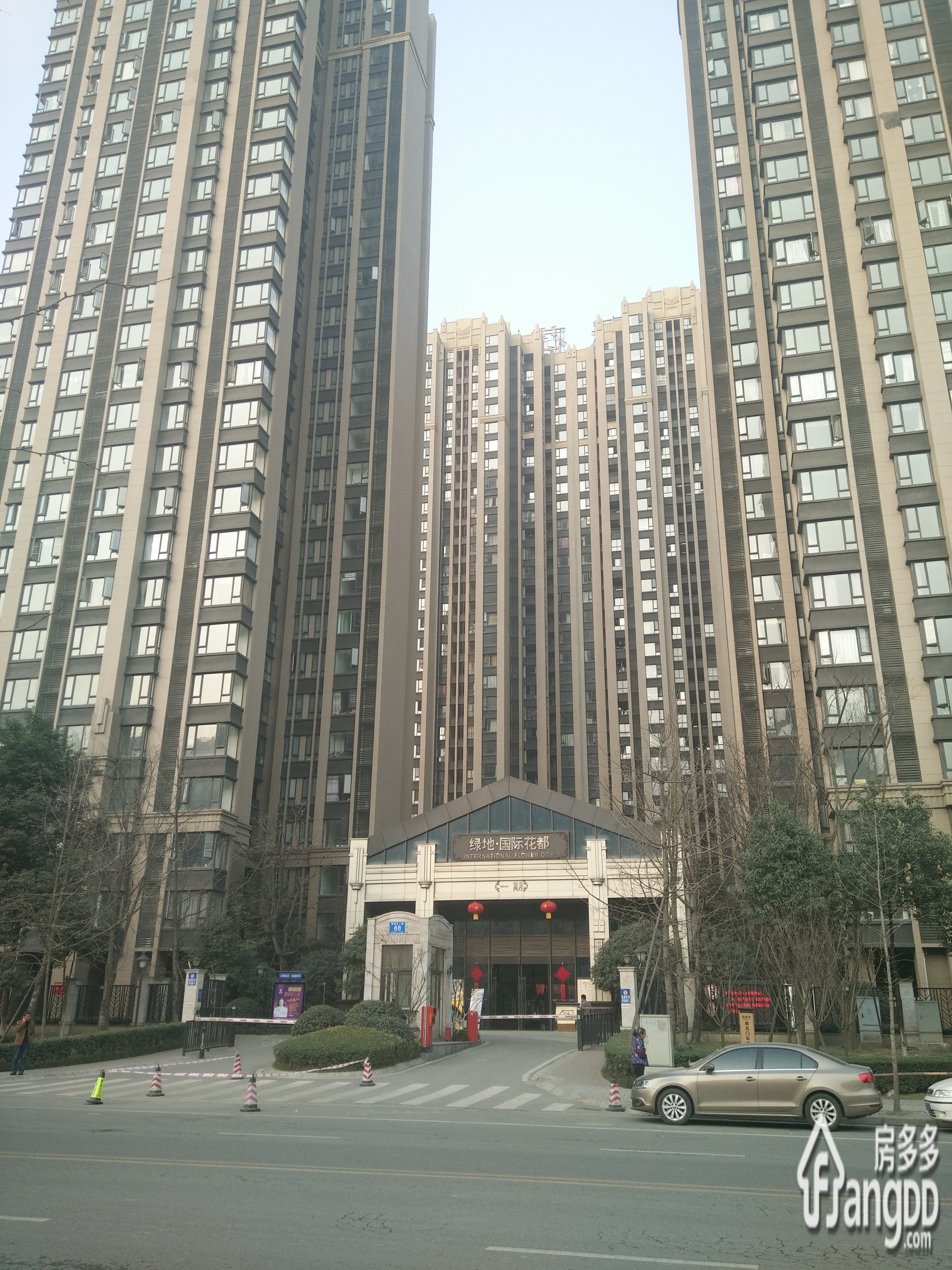 绿地国际花都一期小区图片
