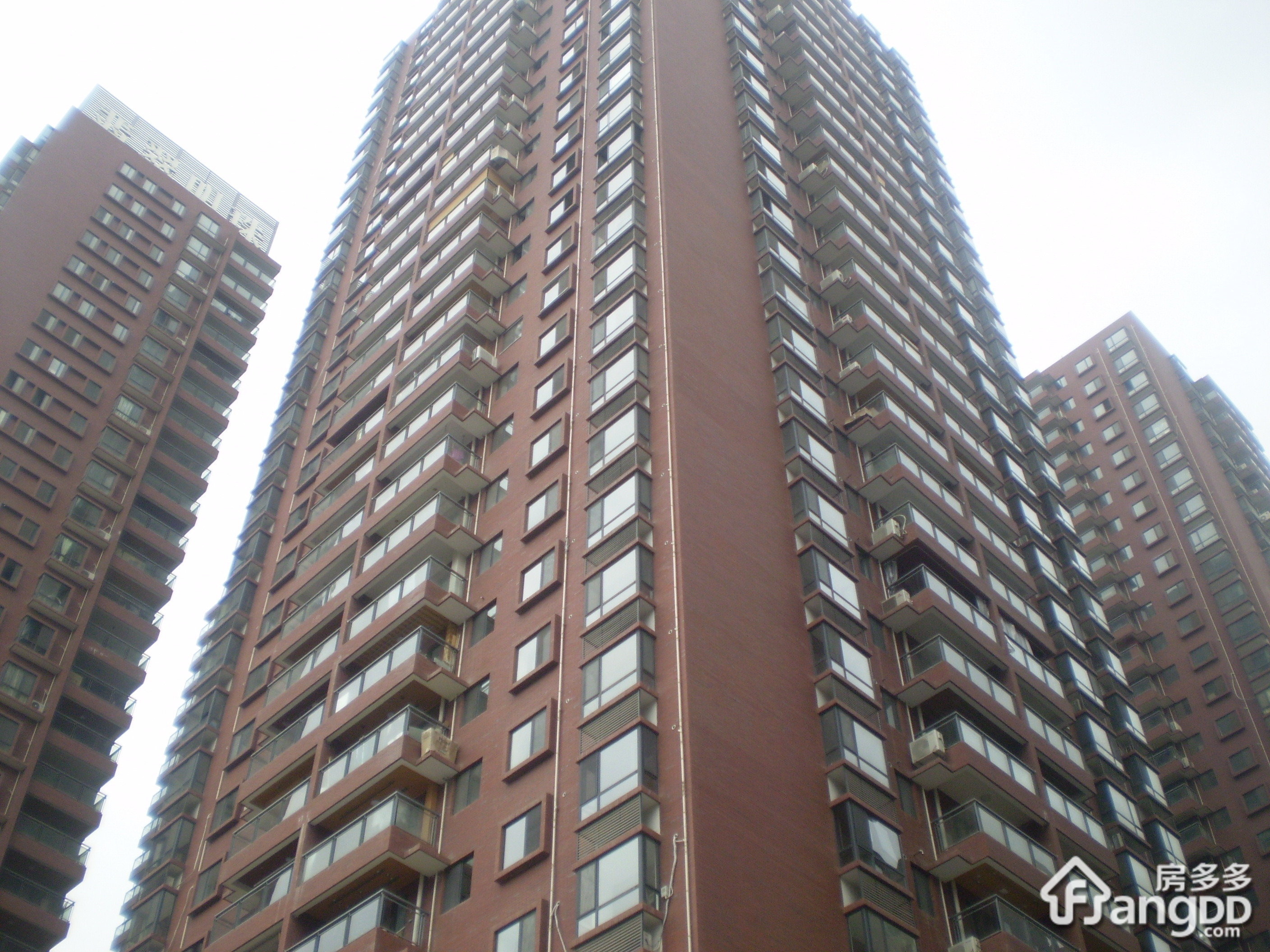 际华东苑小区图片