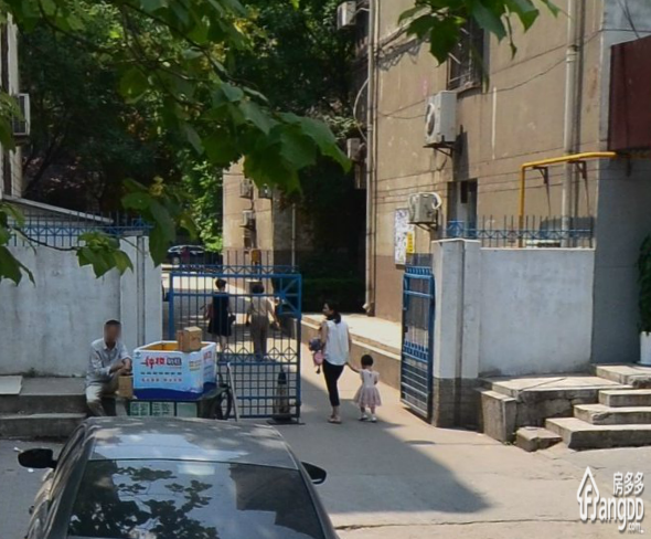 西安建筑科技大学家属院小区图片