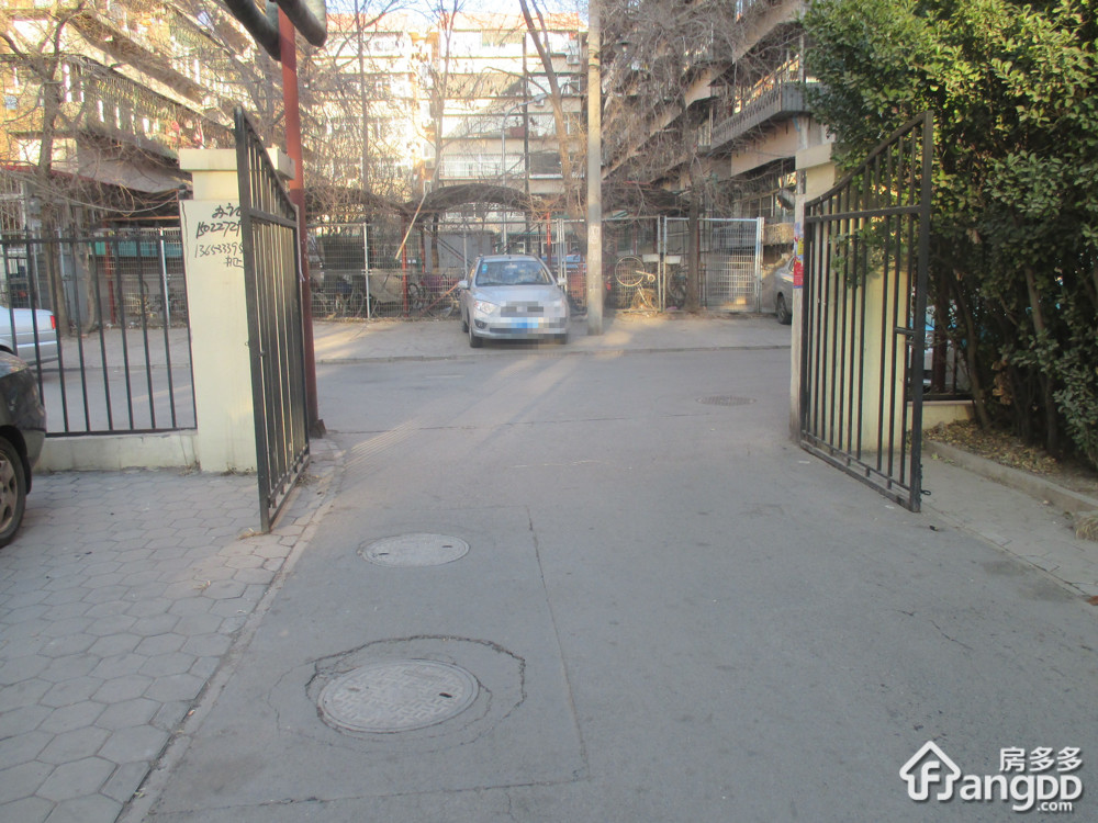 东联里小区图片