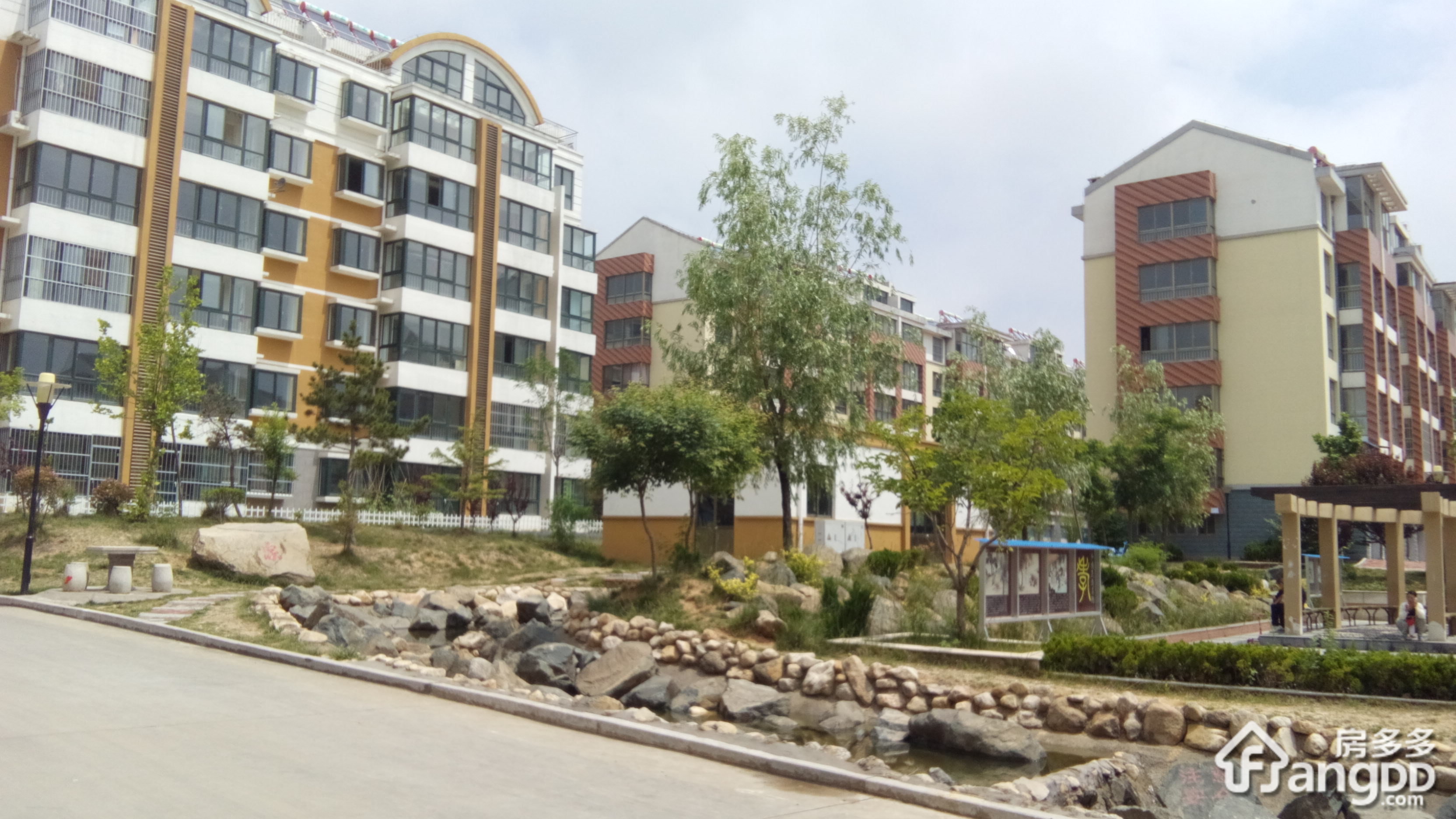 万泉花园图片