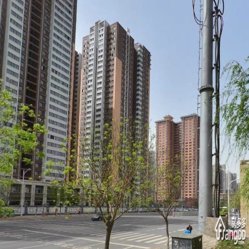 虹实名苑小区图片